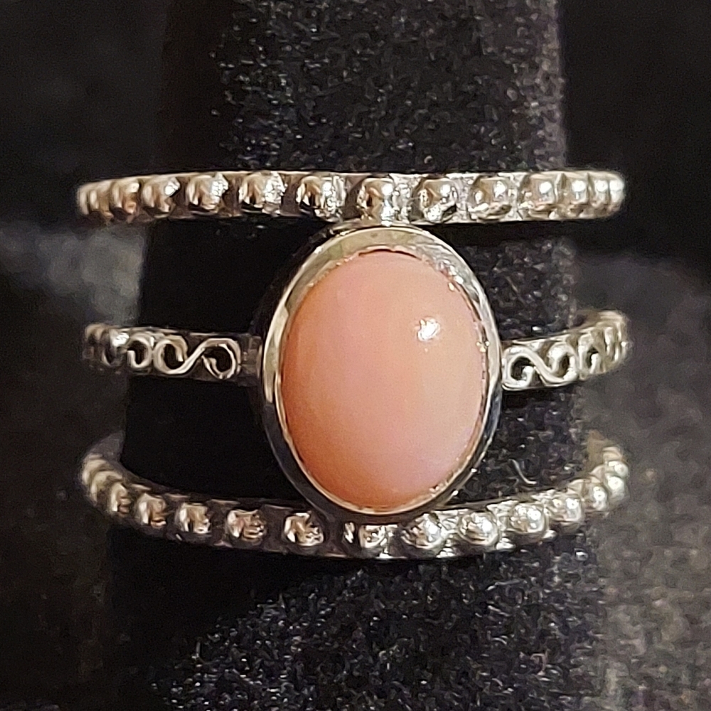 New Sterling Silver Three Band Ring with Pink Opal Size 8.5